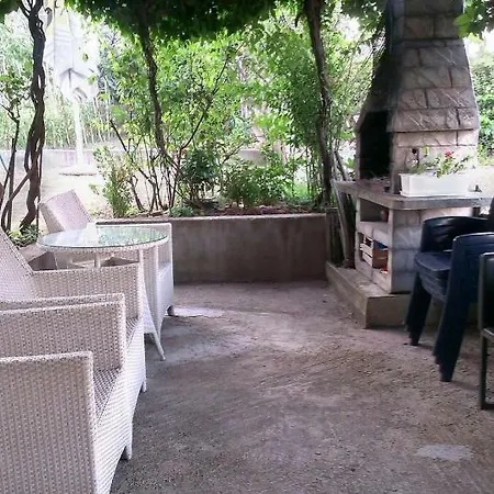 Studio Apartman Nena شقة سبليت