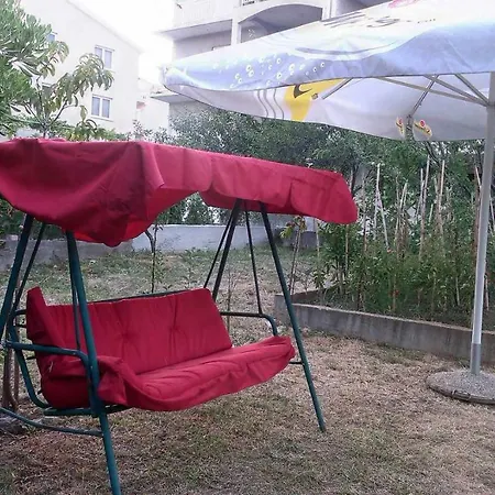 Studio Apartman Nena سبليت
