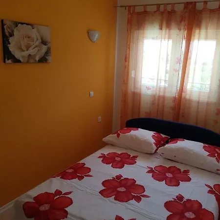Studio Apartman Nena * سبليت