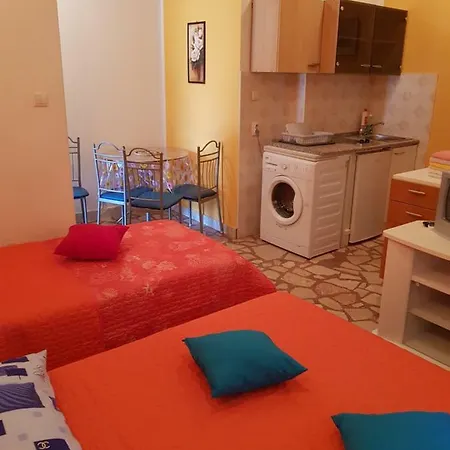 شقة Studio Apartman Nena *