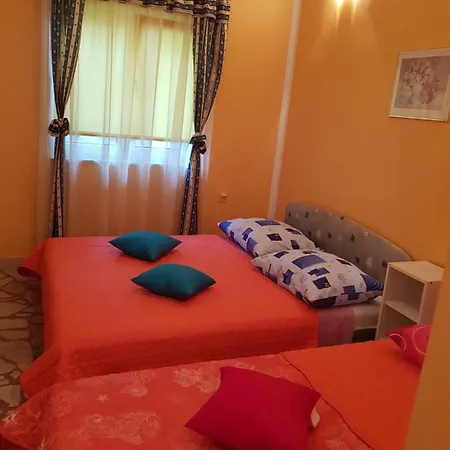 Studio Apartman Nena سبليت
